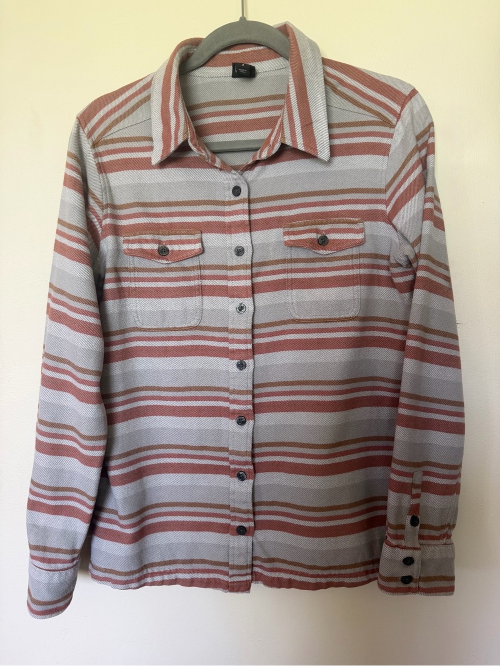 Patagonia Long-Sleeved Fjord
Flannel Shirt Thick 100%
Organic Cotton Size 8 - Picture 2 of 7